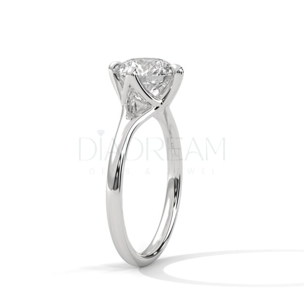 2 Carat Round Cut Moissanite Diamond Solitaire Ring