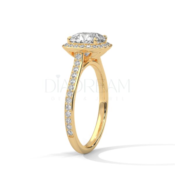 2 CT Cushion Cut Moissanite Ring: A Symbol of Timeless Elegance