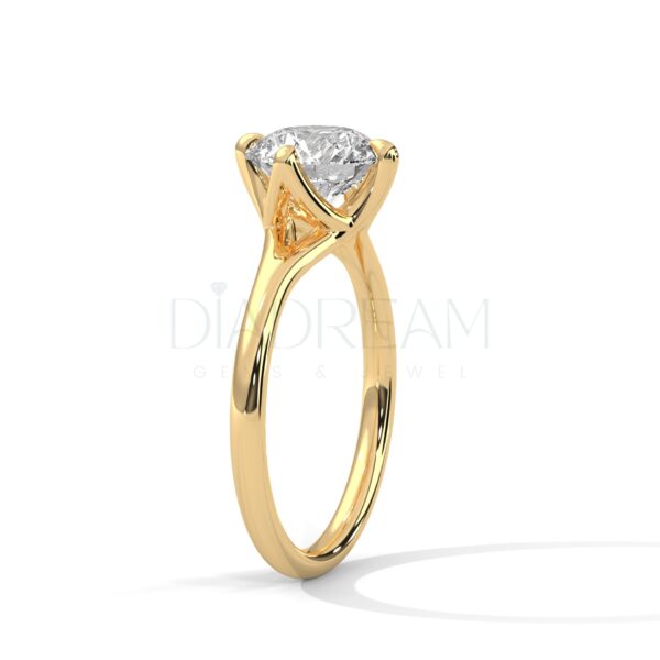 2 Carat Round Cut Moissanite Diamond Solitaire Ring