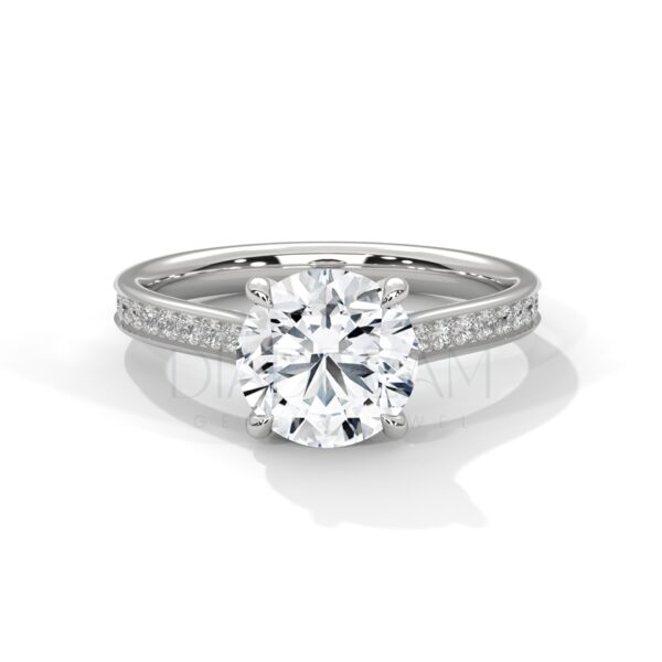 2 Carat Round Cut Moissanite Ring