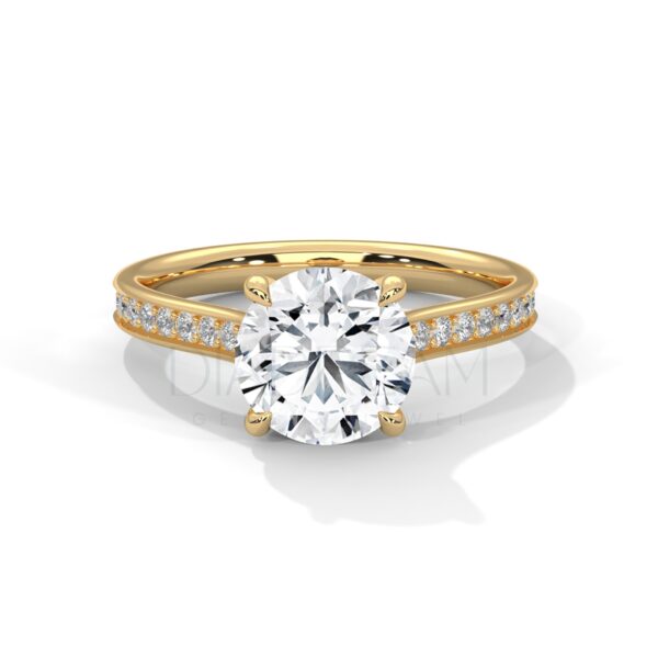 2 Carat Round Cut Moissanite Ring