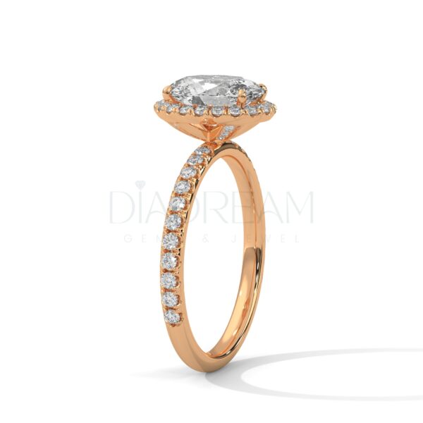 2 Carat Oval Cut Moissanite Ring: A Symbol of Timeless Beauty