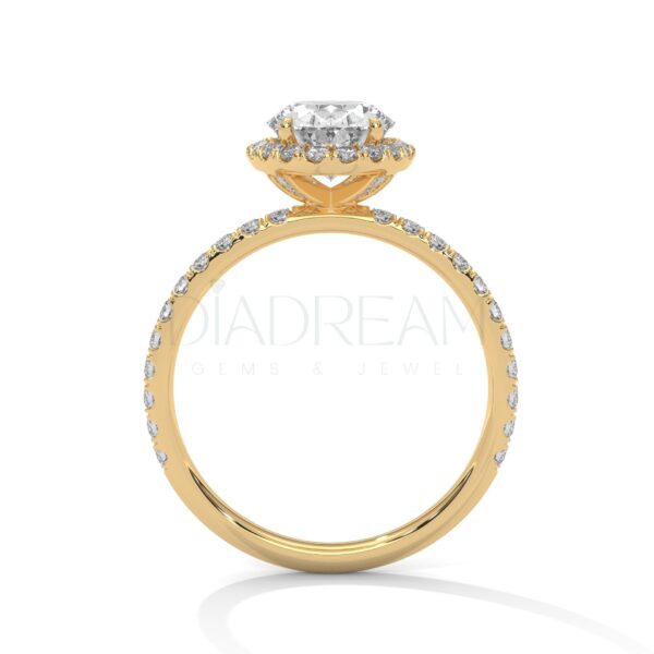 2 Carat Oval Cut Moissanite Ring: A Symbol of Timeless Beauty
