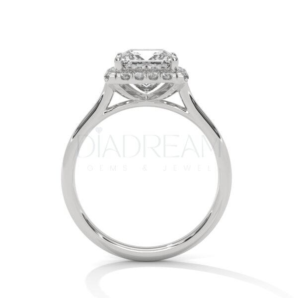Experience the Dazzle: A 2 Carat Princess Cut Moissanite Ring