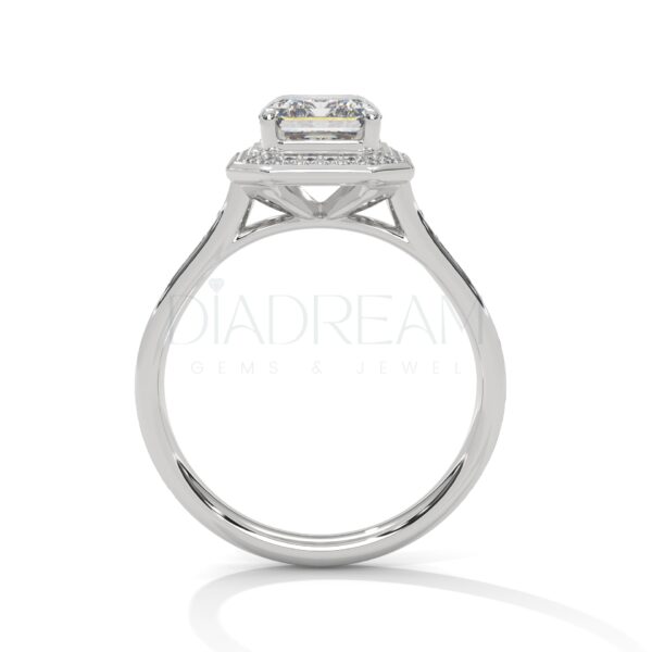 2 CT Emerald Cut Moissanite Ring: A Symbol of Timeless